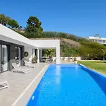 Stunning 3br With Panomaric Views וילה